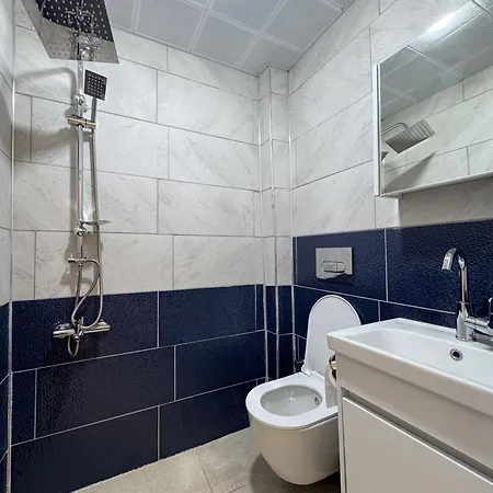 Ayliz Hotel *